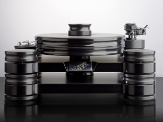 transrotot_darkstar_reference Transrotor DARK STAR REFERENCE Plattenspieler