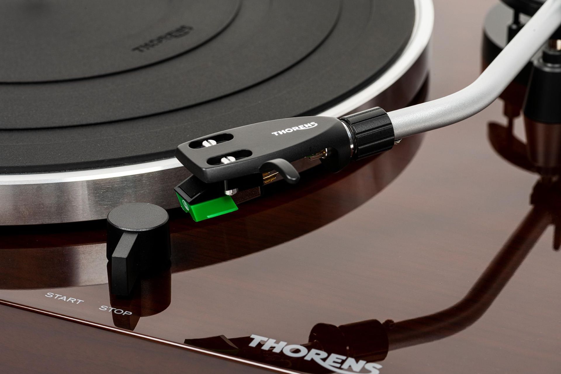 THORENS TD 204 Plattenspieler