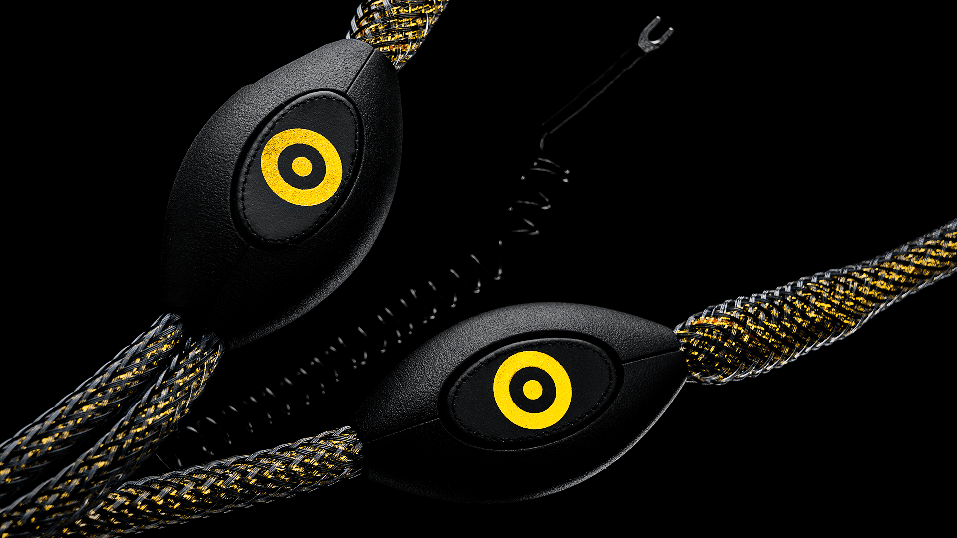 GS-PHONO_MIdBoxesConnectCable_hangingFree_Close-min-1