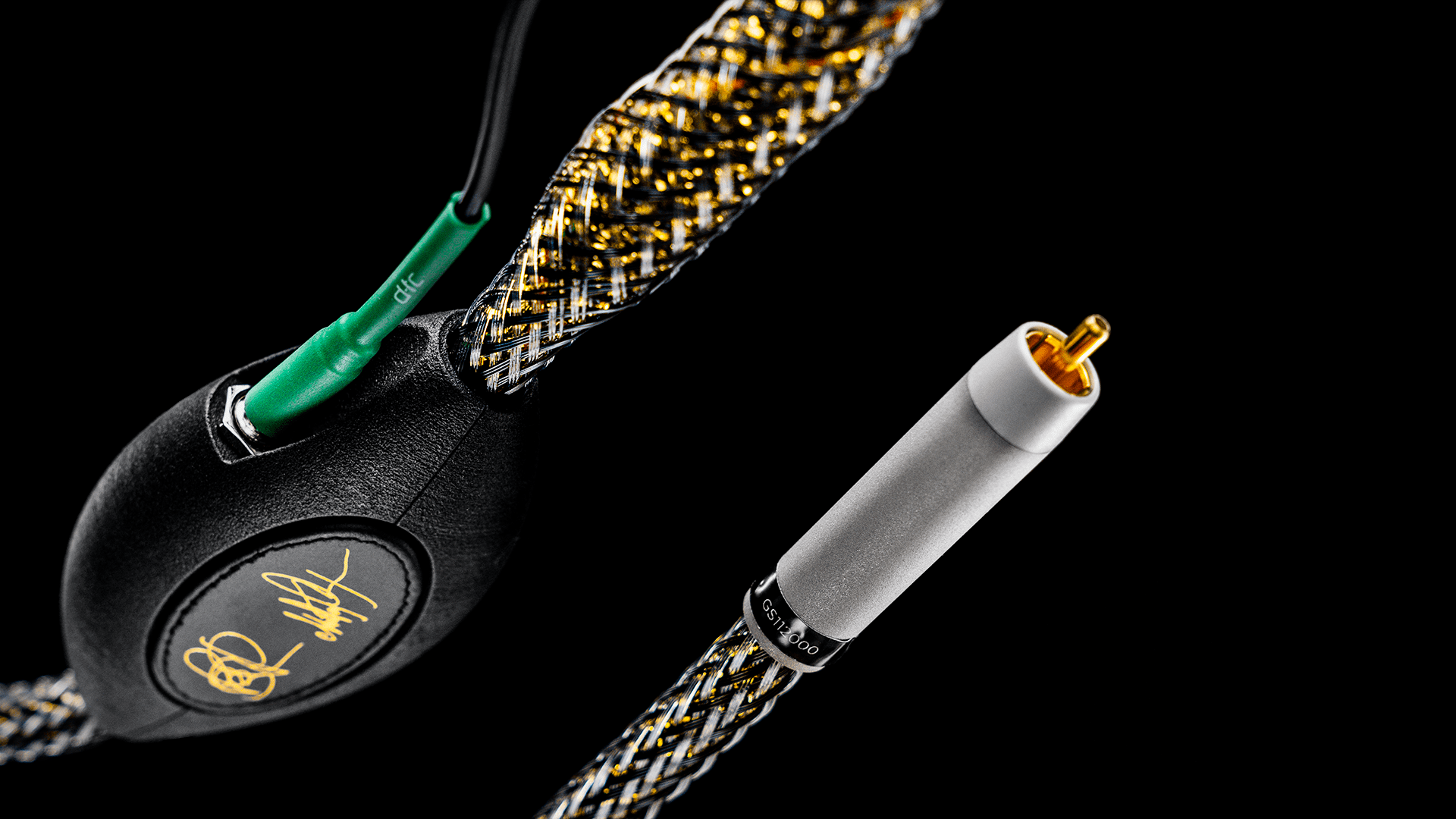 GS-RCA_MidBoxCableEnd1_Floating_Close-DESKTOP-min