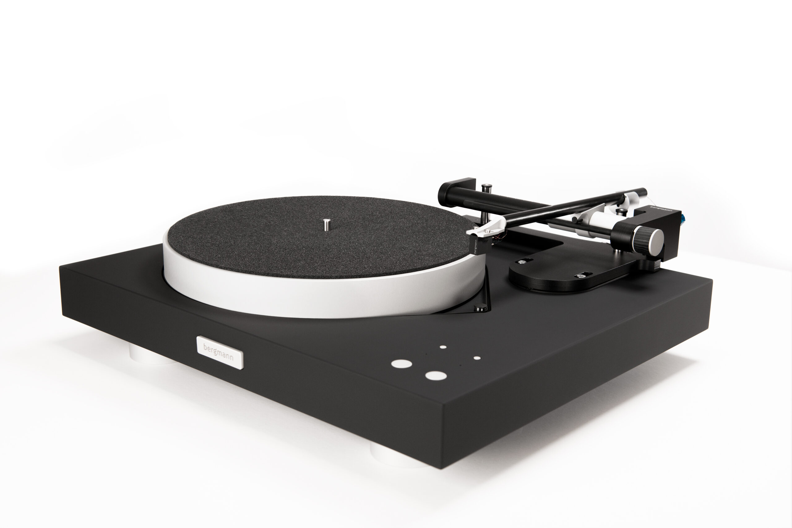 Modi-Odin_-Black-Silver1-scaled