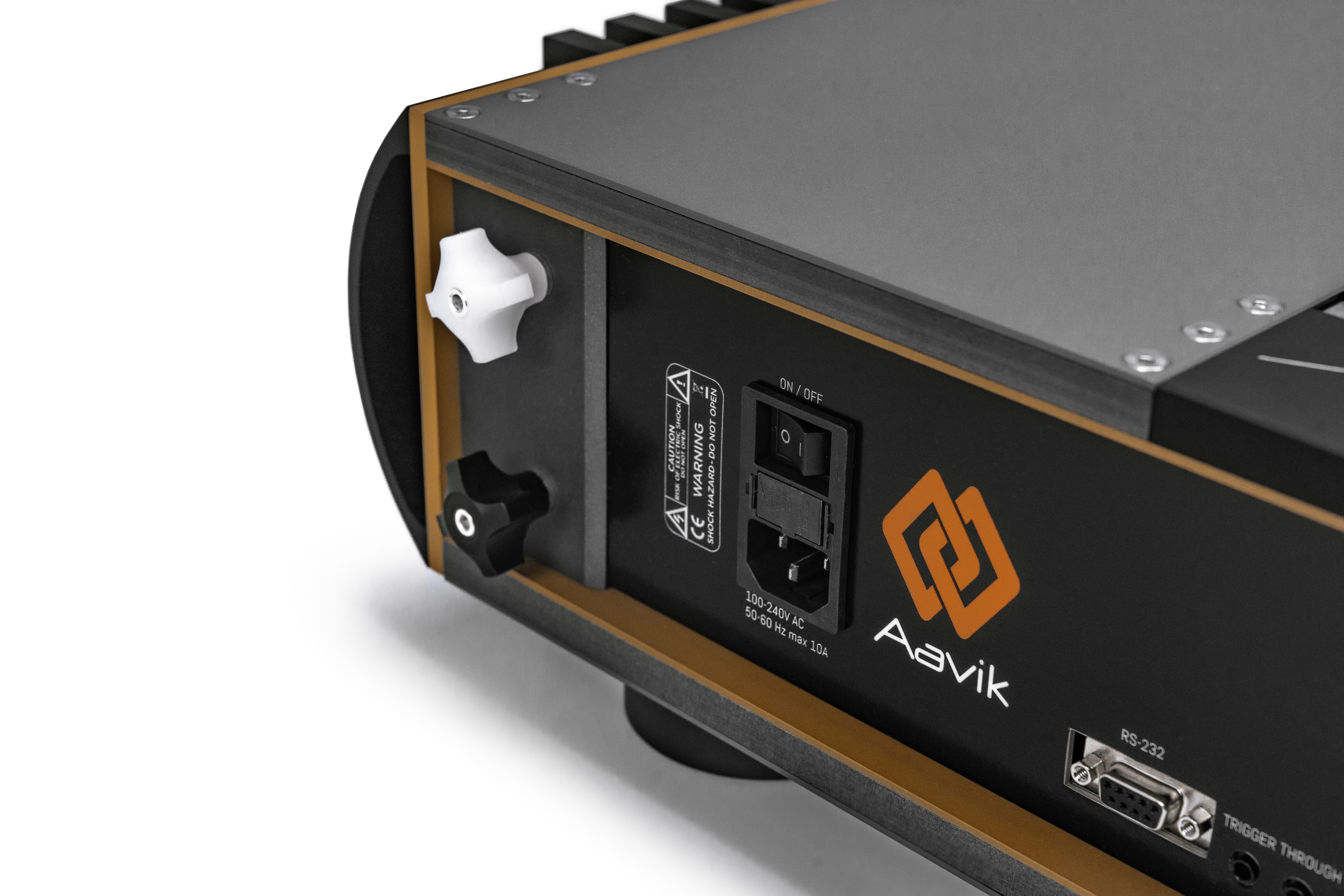 Aavik P-880 Endstufe Aavik P-880 Endstufe