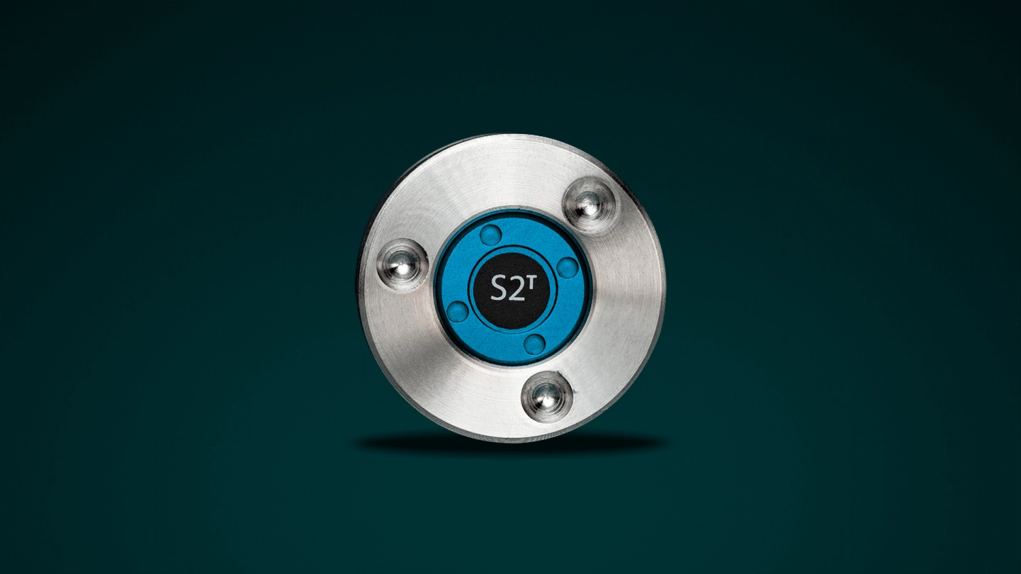 DARKZ_S2T_1Pcs_Standing_HD_bf201803e598_aa_time_1645447080 ansuz acoustics Darkz S2T DEMO