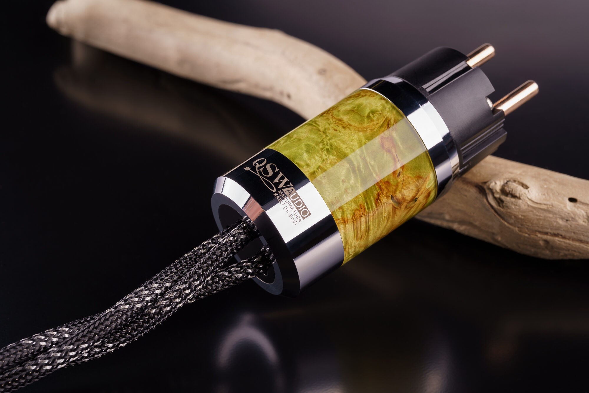 4-QSW-Audio-2-2000x1333QSW-Audioprodukte-P-Kupfer-7N-Stromkab