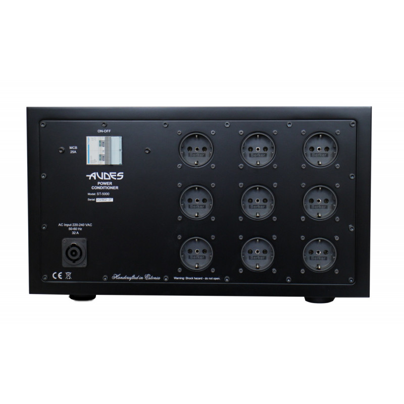 Audes ST 5000 Power Conditioner (für 9 Endgeräte)