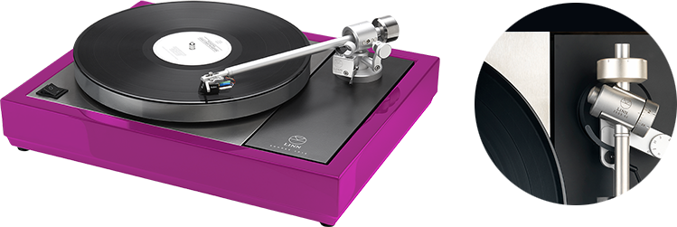 13-Pink_Pantone-241-C_2021-03-24-194629gdzxs0znNzfMl