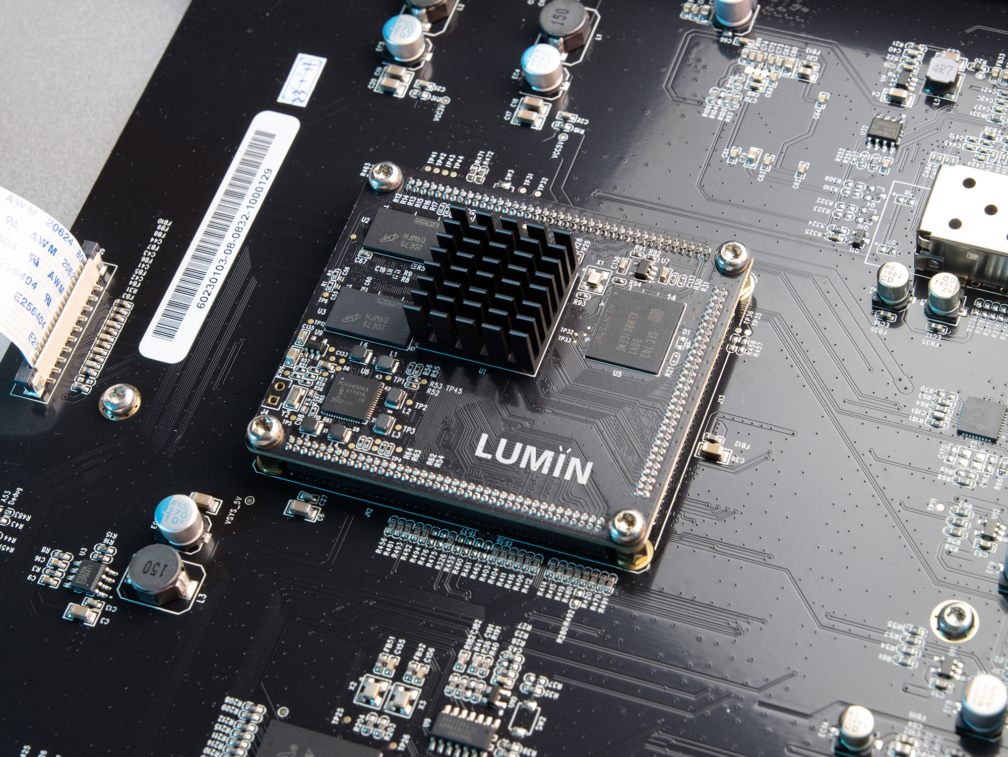 LUMIN-U2-inside-cpu