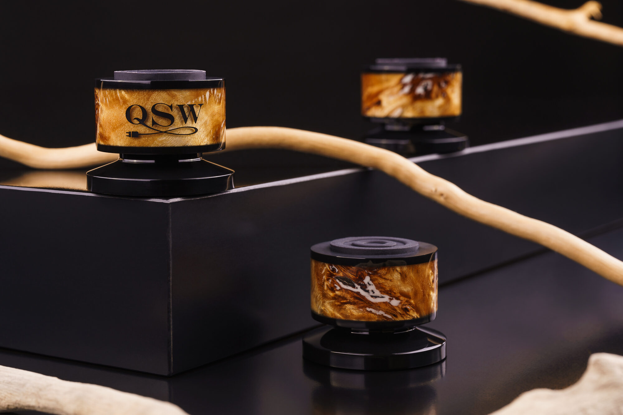 1-QSW-Audio-QWS-Antivibrationsfu-sse