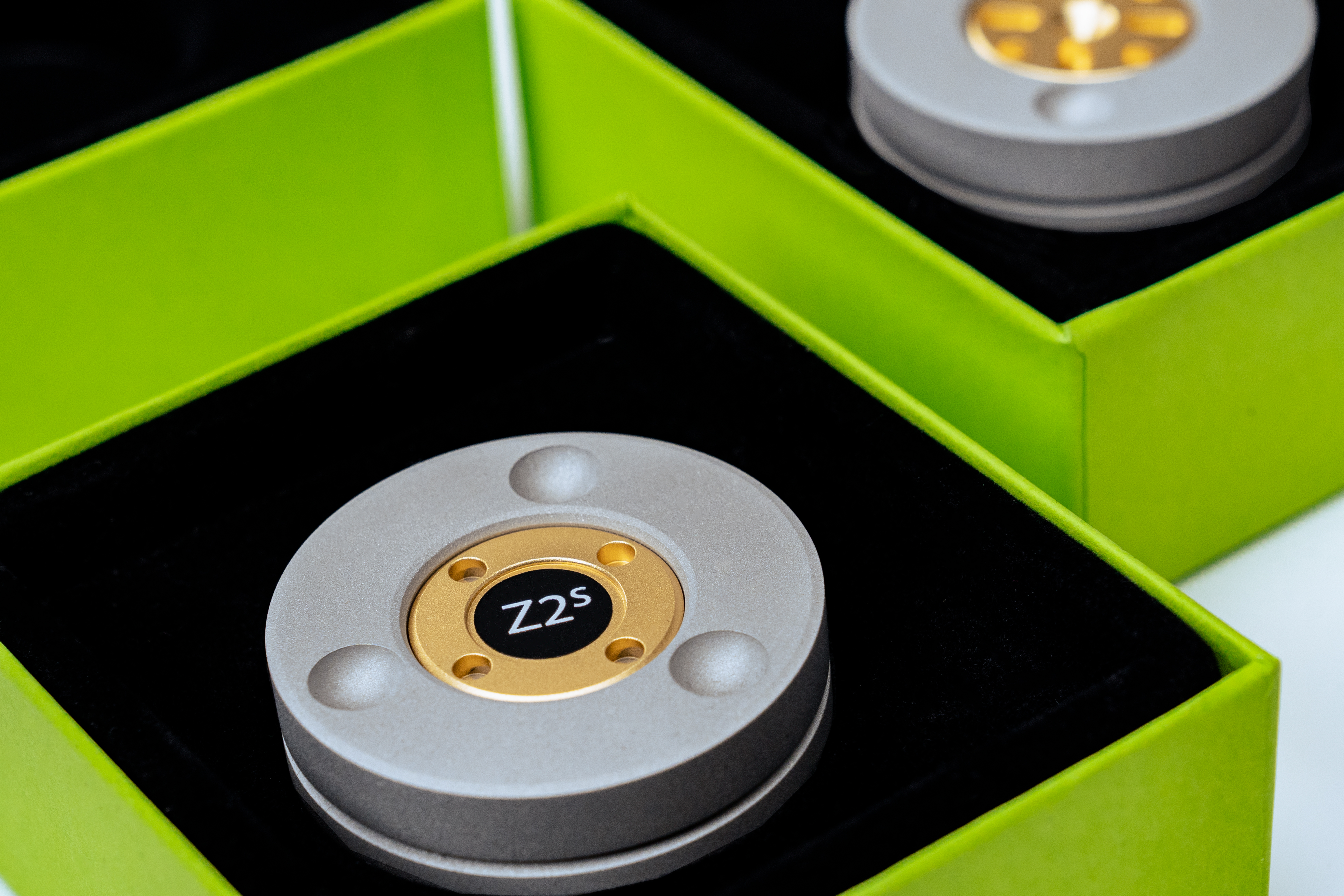 Z2s_Total_InBox_TopIsh