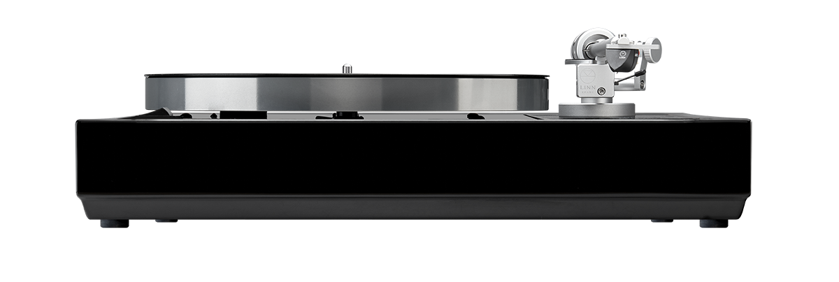MajikLP12_Front_Piano-Black_2021-12-14-110915 Linn Majik LP12 Plattenspieler MM