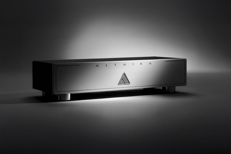 Shunyata Research Altaira X Noise Reduction Hub Shunyata Research Altaira X Noise Reduction Hub