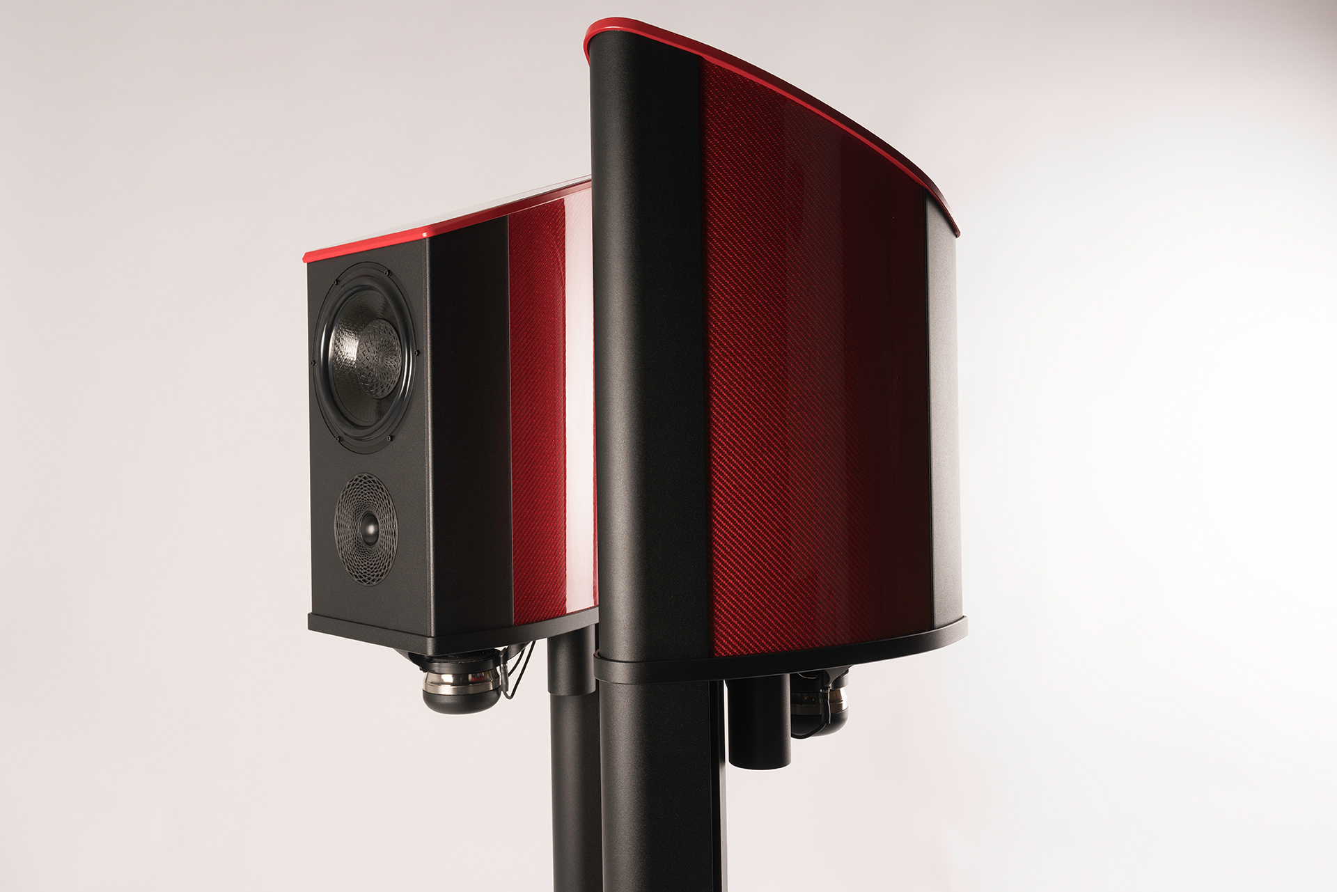 Wilson Benesch Discovery 3zero 2,5-Wege-Monitor mit Standfuß