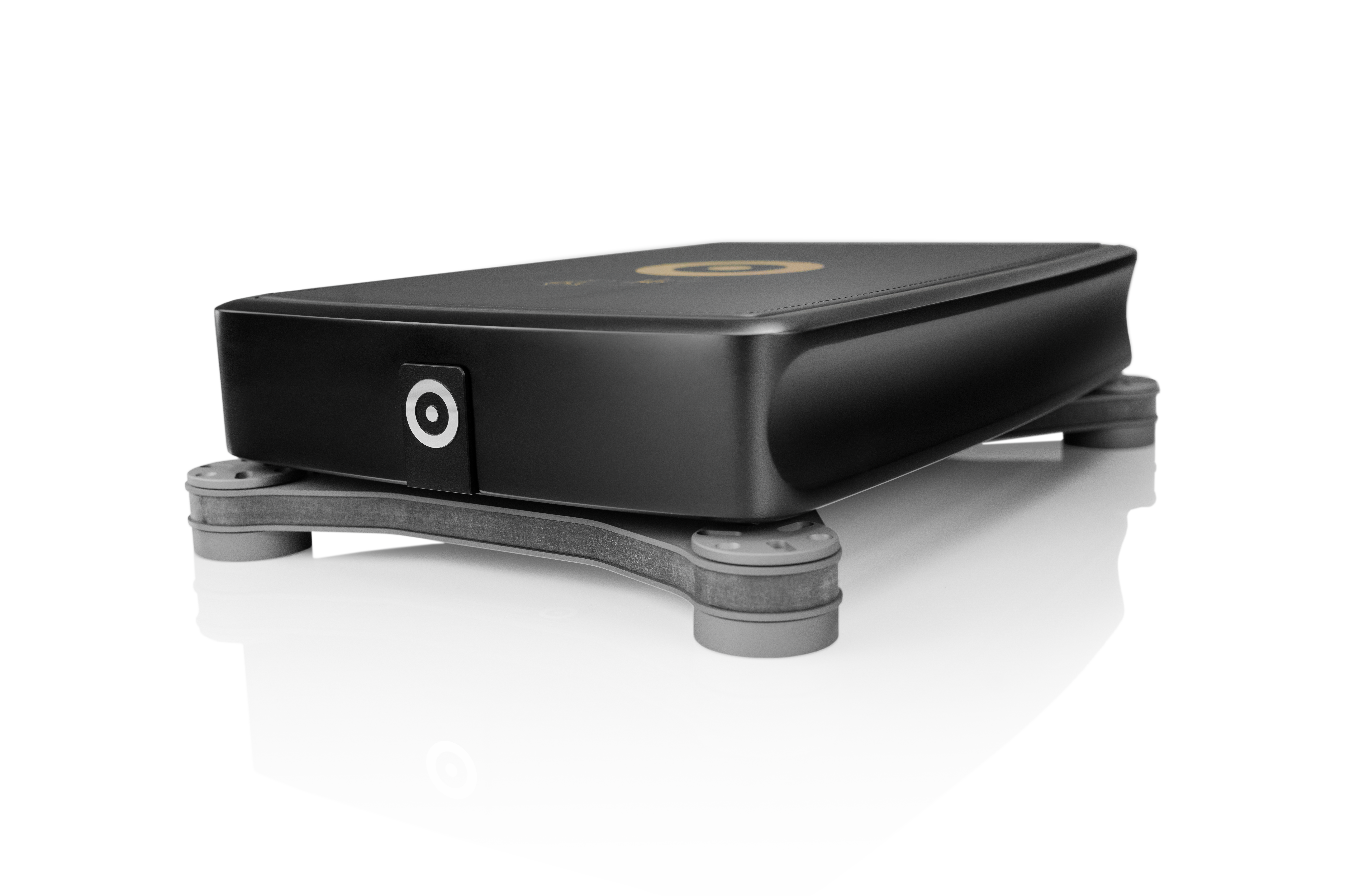 ansuz acoustics PowerSwitch D-TC Gold Signature ansuz acoustics PowerSwitch D-TC Gold Signature