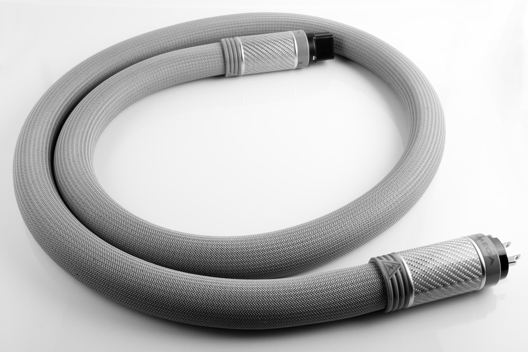 omega-xc-us-c19-1800x1200-1 Shunyata Omega QR-S Stromkabel 2,0m aus der Vorführung